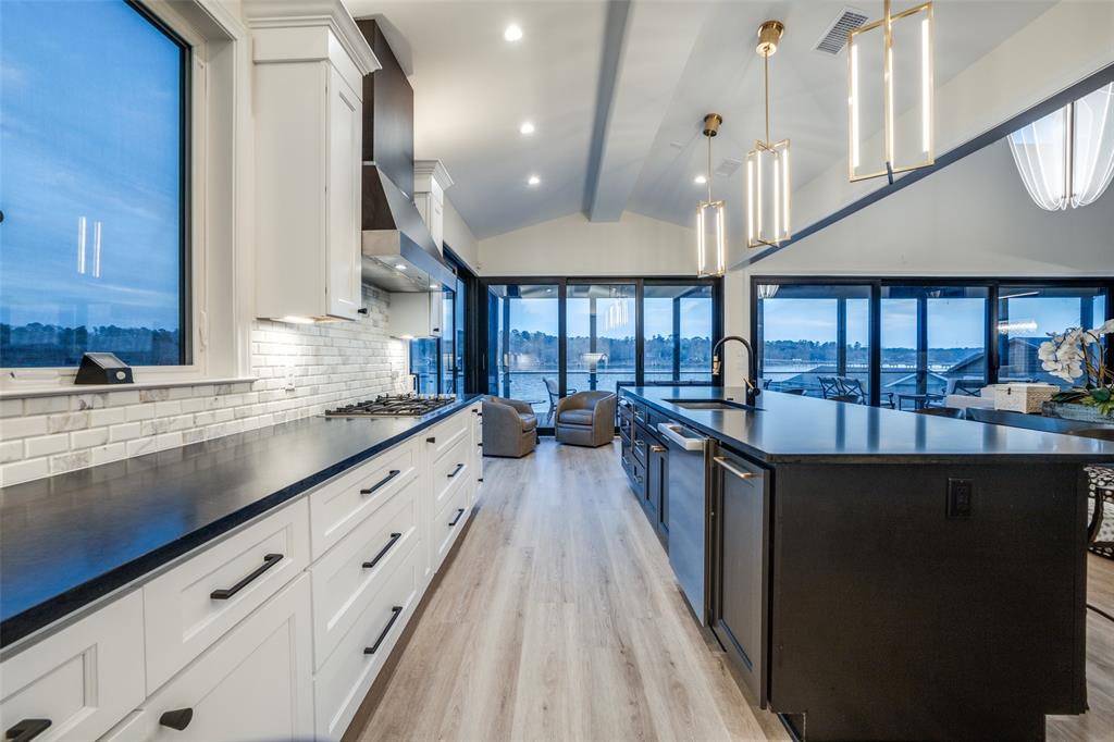 MARINA POINT - Residential