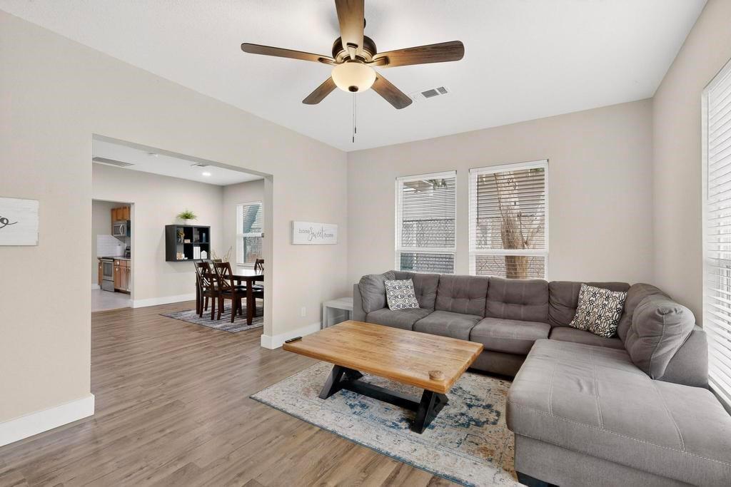 Dallas Land & Loan 03 - Residential