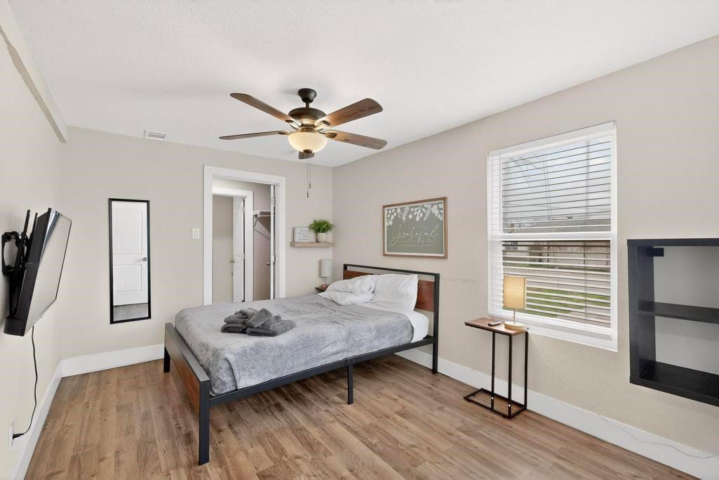 Dallas Land & Loan 03 - Residential