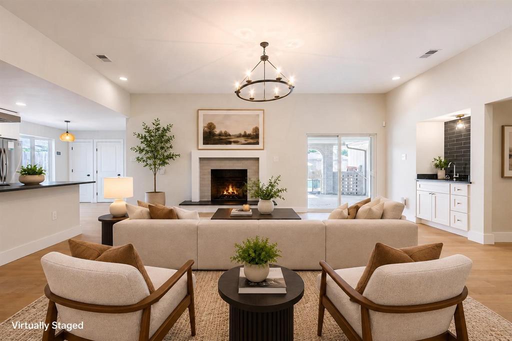 Prestonwood 03 - Residential