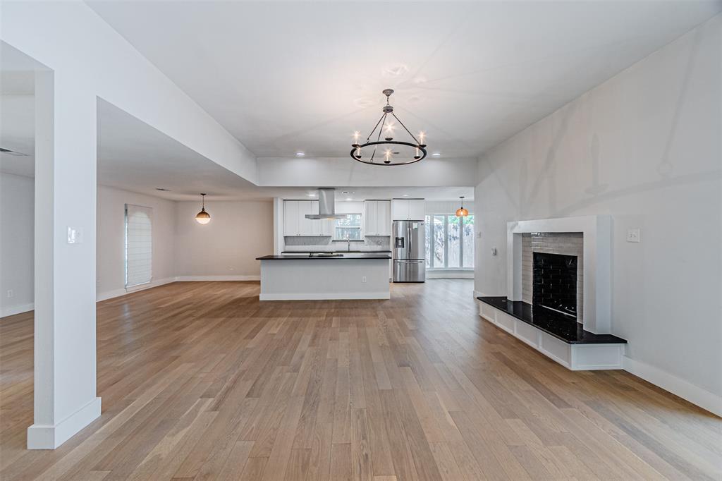 Prestonwood 03 - Residential