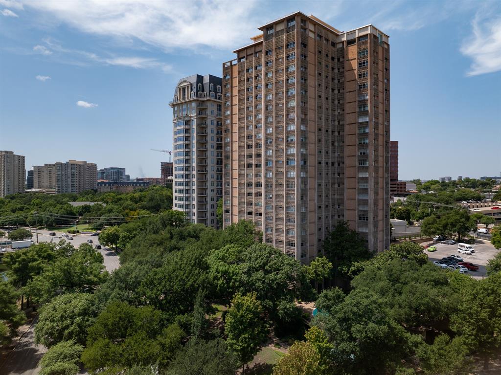 Condo 3525 - Residential