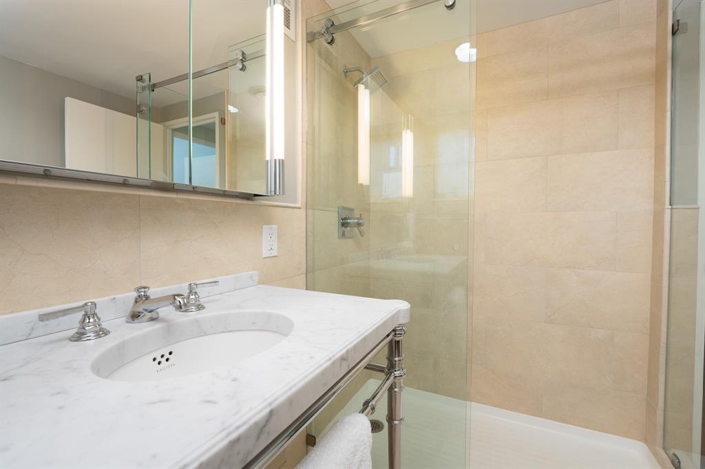 Condo 3525 - Residential