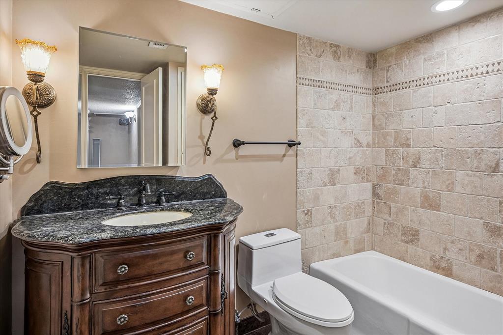 Birchbrook 02 Condo - Residential