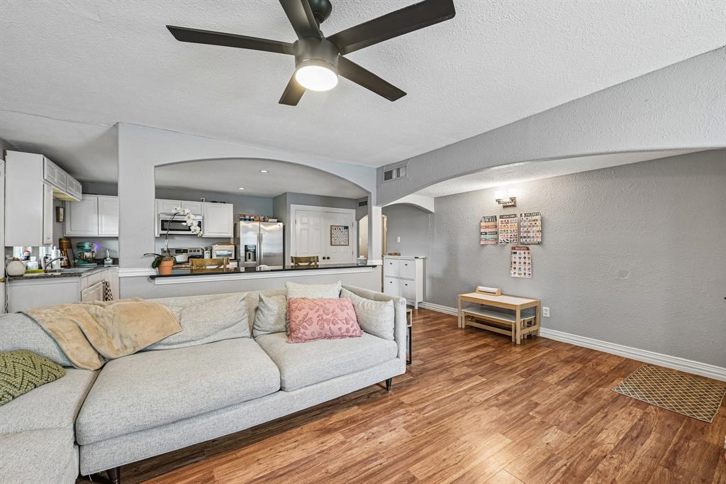 Lake Park Village 03 - Residential