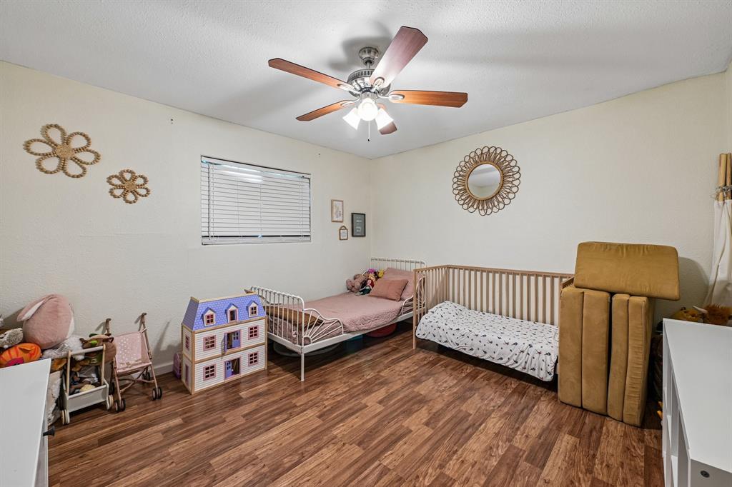 Lake Park Village 03 - Residential