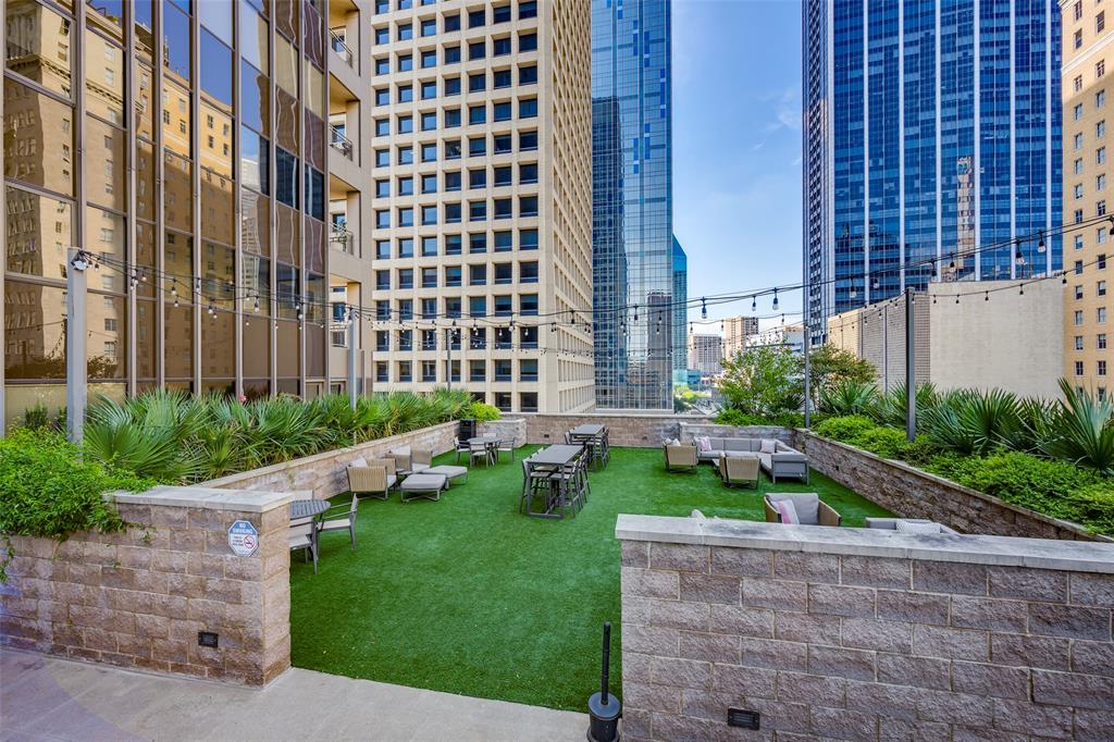 Metropolitan 1200 Main - Residential