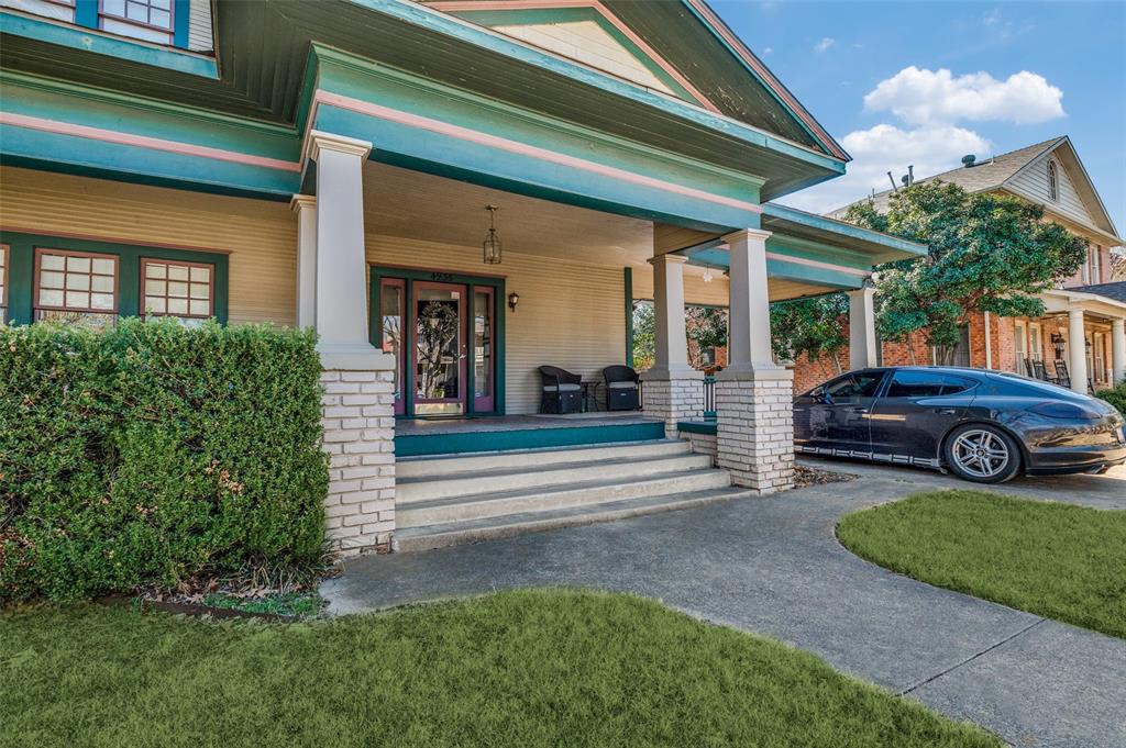 Munger Place - Residential Income