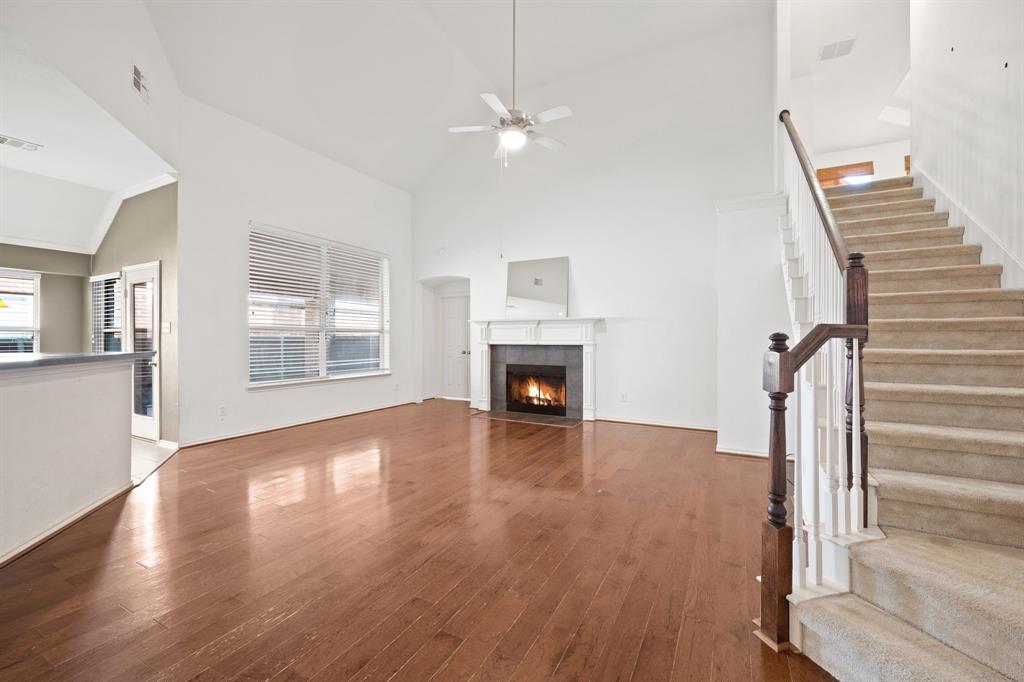 Stanford Meadow Ph Two - Residential