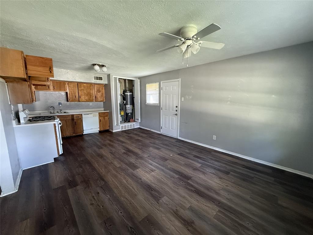Casa View Heights 20 - Residential