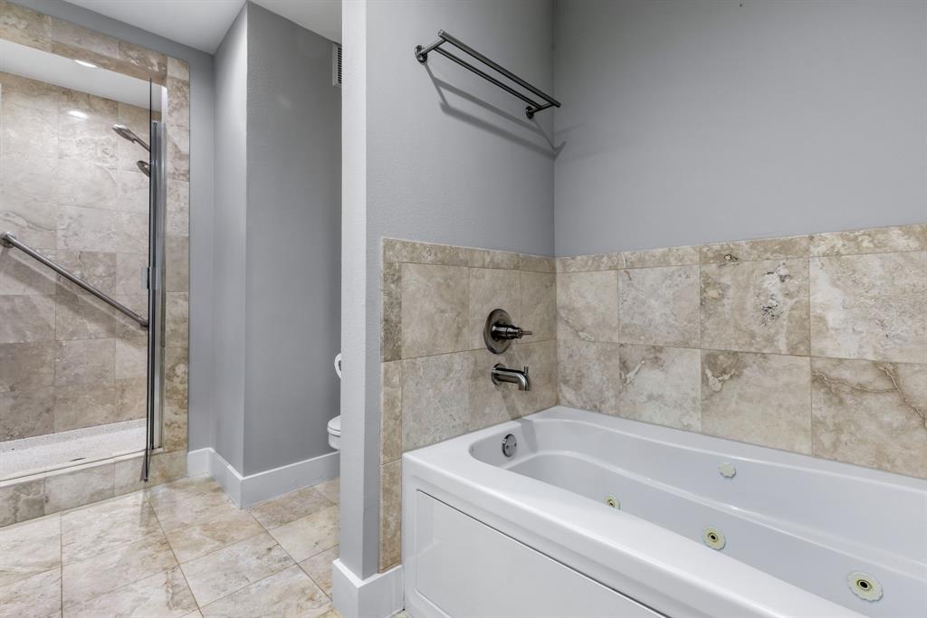 Aventura Condos - Residential