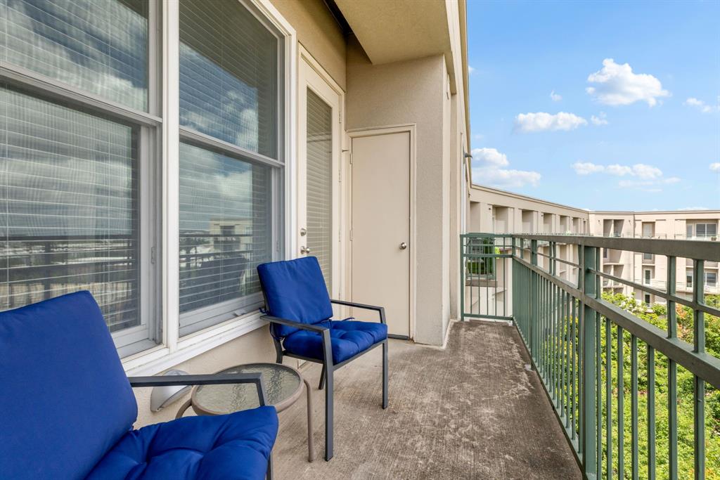 Aventura Condos - Residential