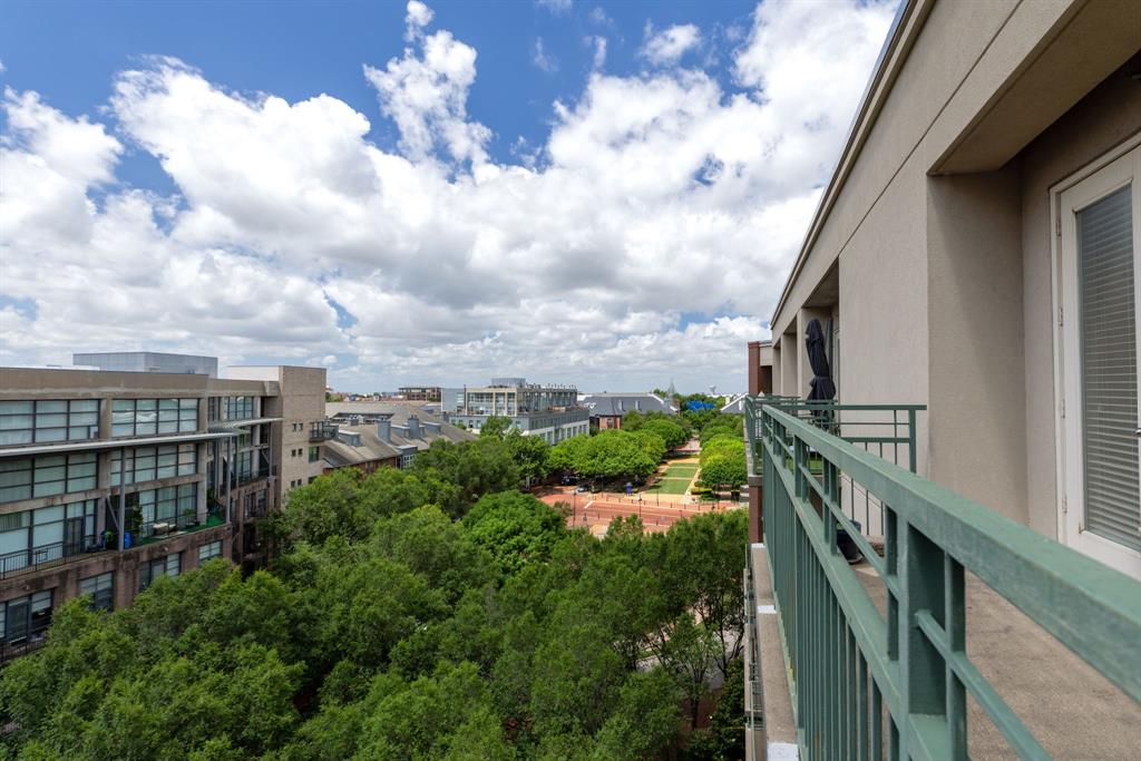Aventura Condos - Residential
