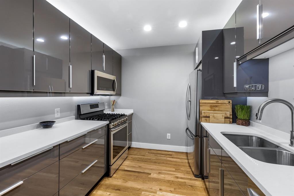 Aventura Condos - Residential