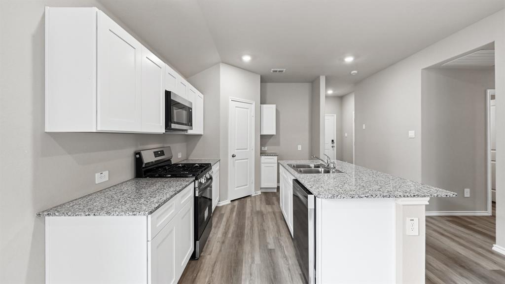 Hickory Grove - Residential