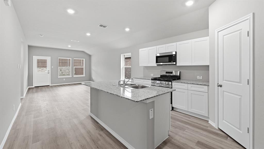Hickory Grove - Residential