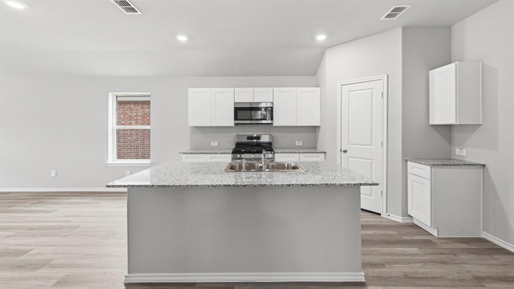 Hickory Grove - Residential