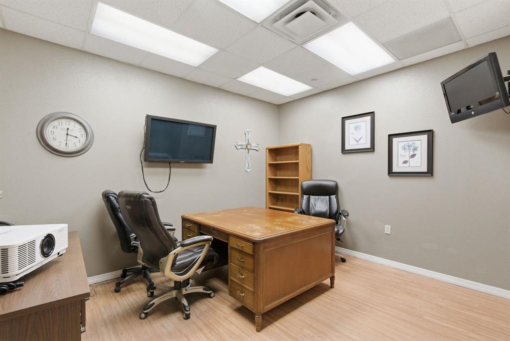 Willow Park Baptist Church - Commercial Sale