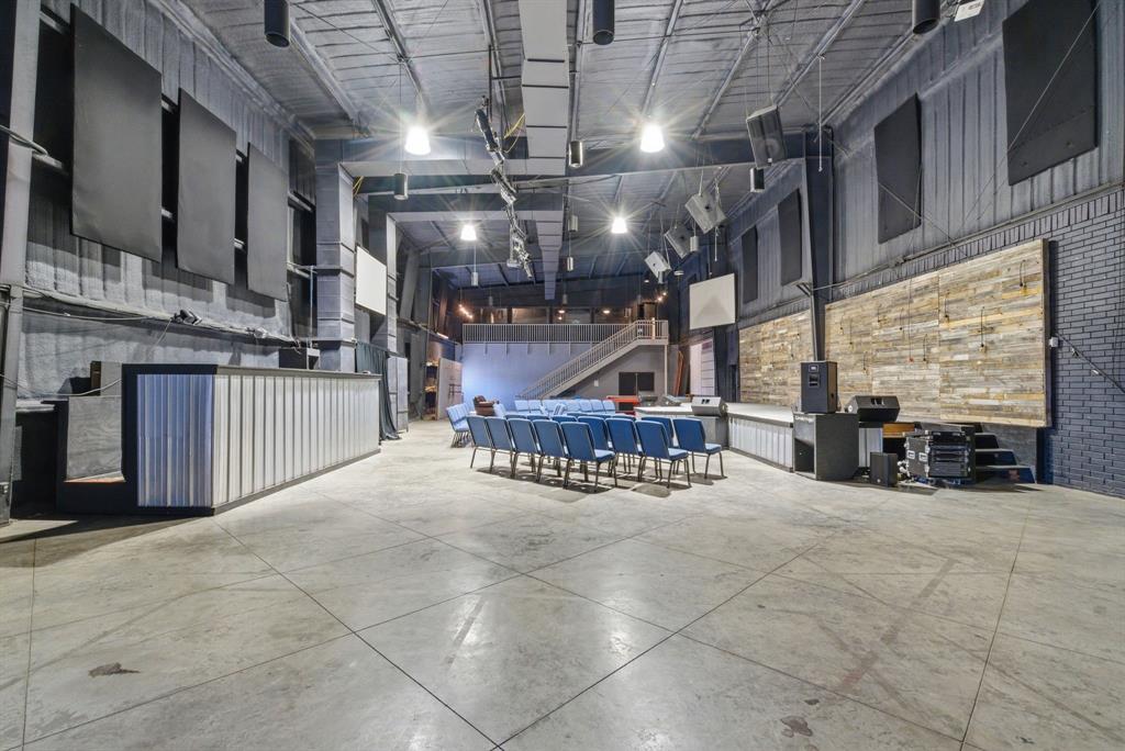 Willow Park Baptist Church - Commercial Sale