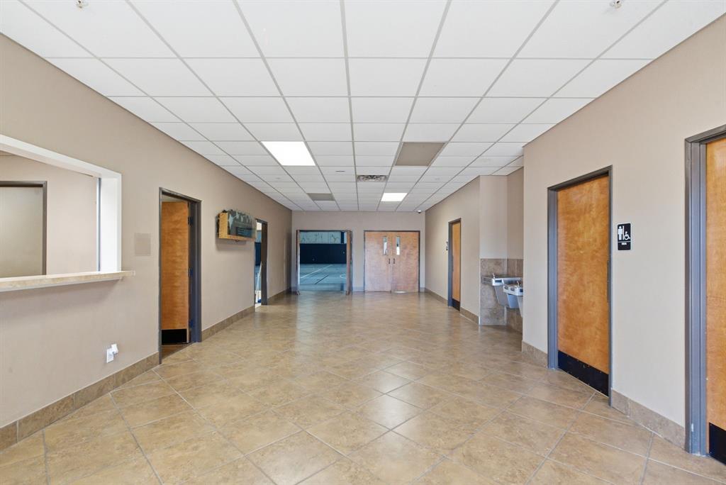 Willow Park Baptist Church - Commercial Sale