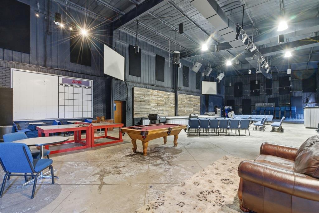 Willow Park Baptist Church - Commercial Sale