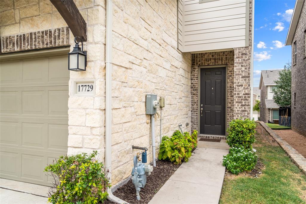 University Place Add Ph 1 - Residential Lease