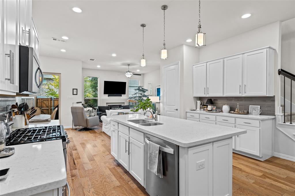 University Place Add Ph 1 - Residential Lease