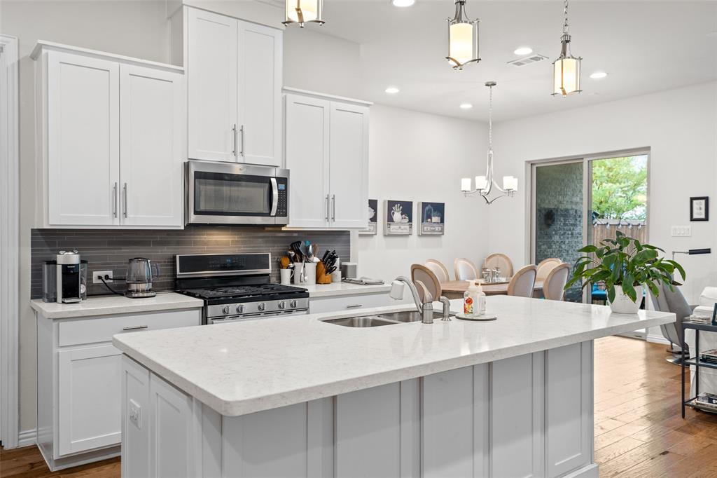 University Place Add Ph 1 - Residential Lease