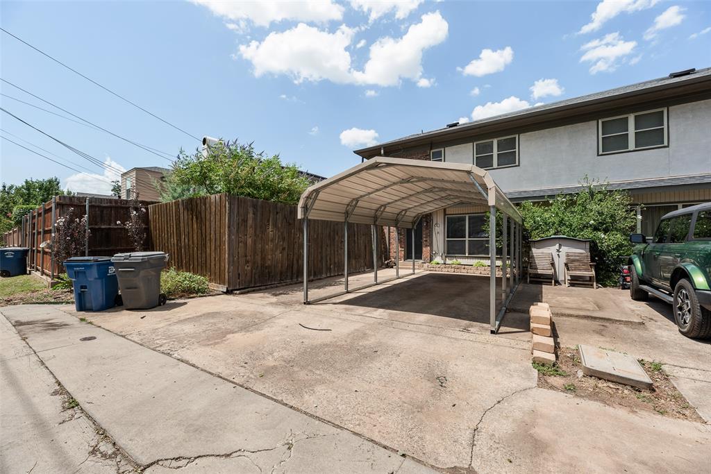 Silvertree Square - Residential