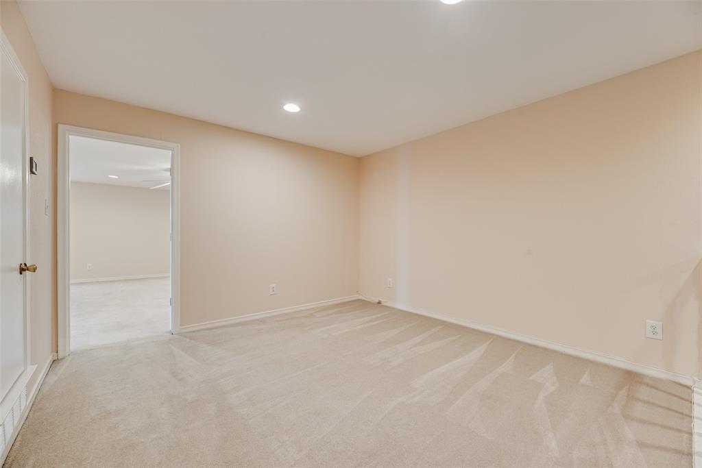 Silvertree Square - Residential