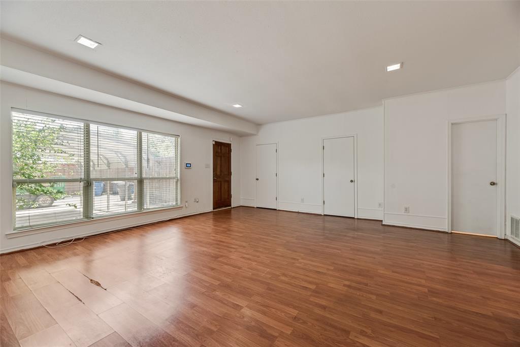 Silvertree Square - Residential