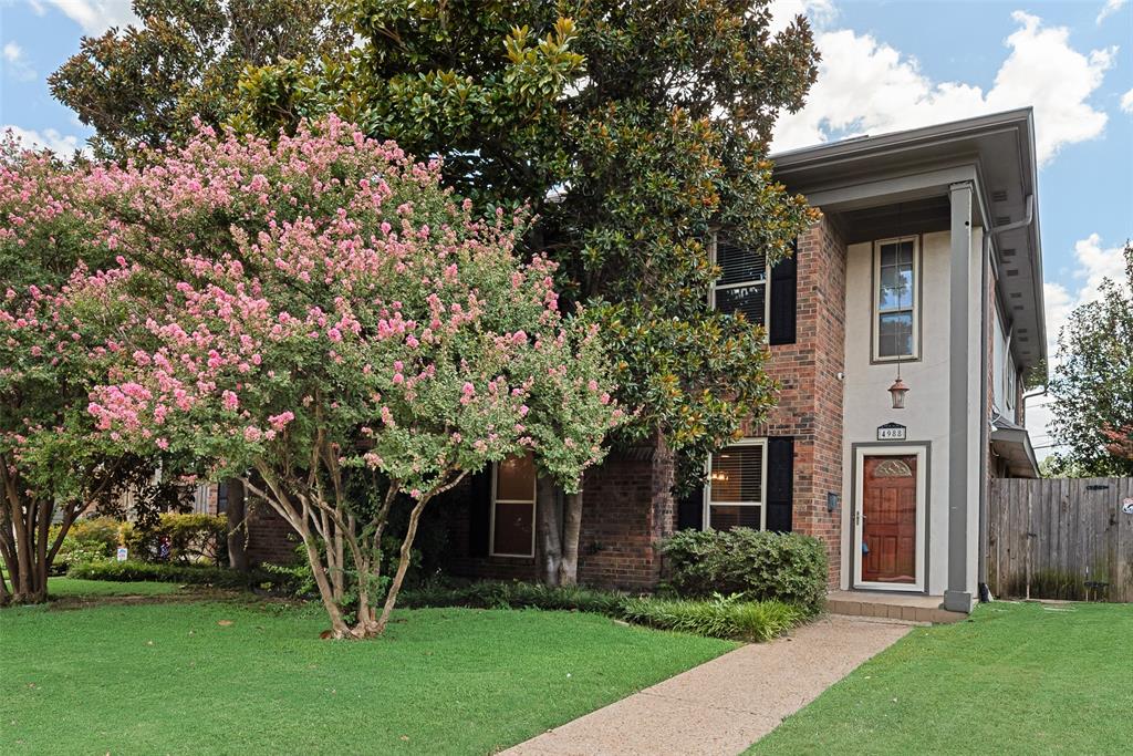 Silvertree Square - Residential