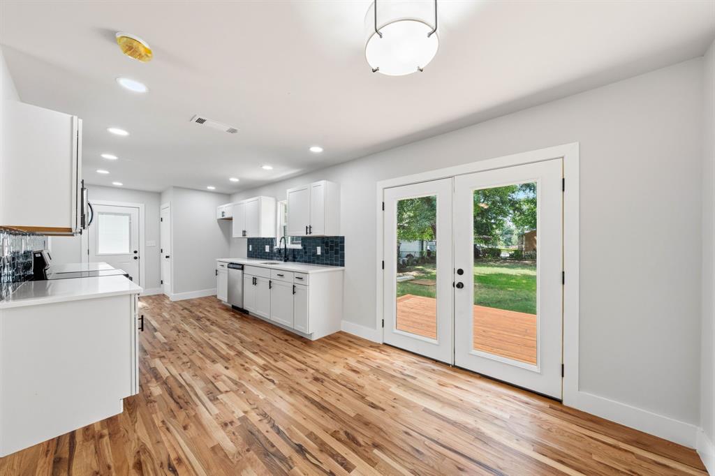 Bluebonnet Lawn - Residential