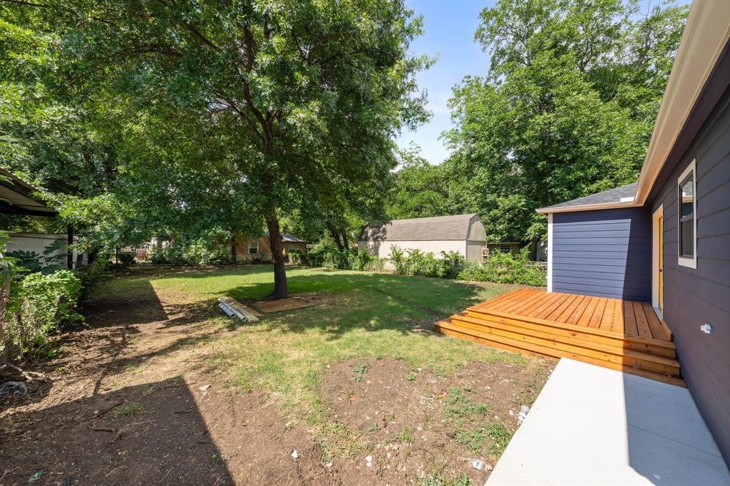 Bluebonnet Lawn - Residential