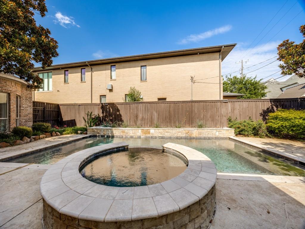 Pemberton - Residential