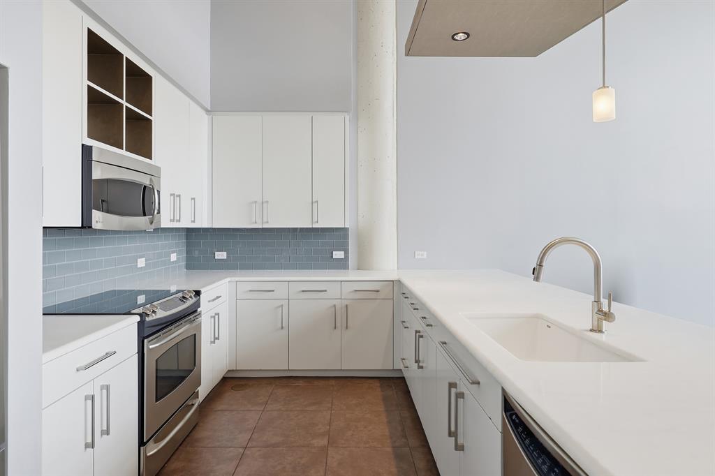 One Montgomery Plaza Residence Condo - Residential