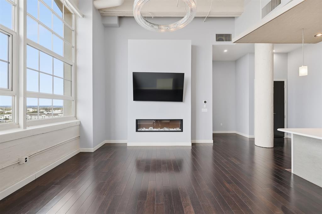 One Montgomery Plaza Residence Condo - Residential