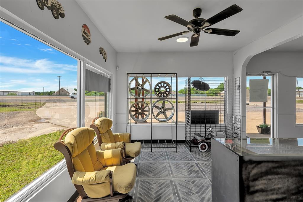 Honeycreek Acres - Commercial Sale