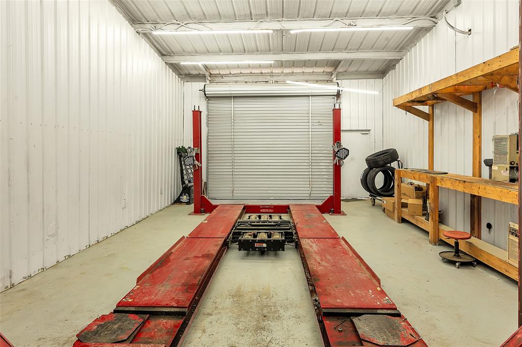 Honeycreek Acres - Commercial Sale