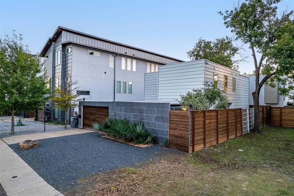 Robertson & Harris - Residential