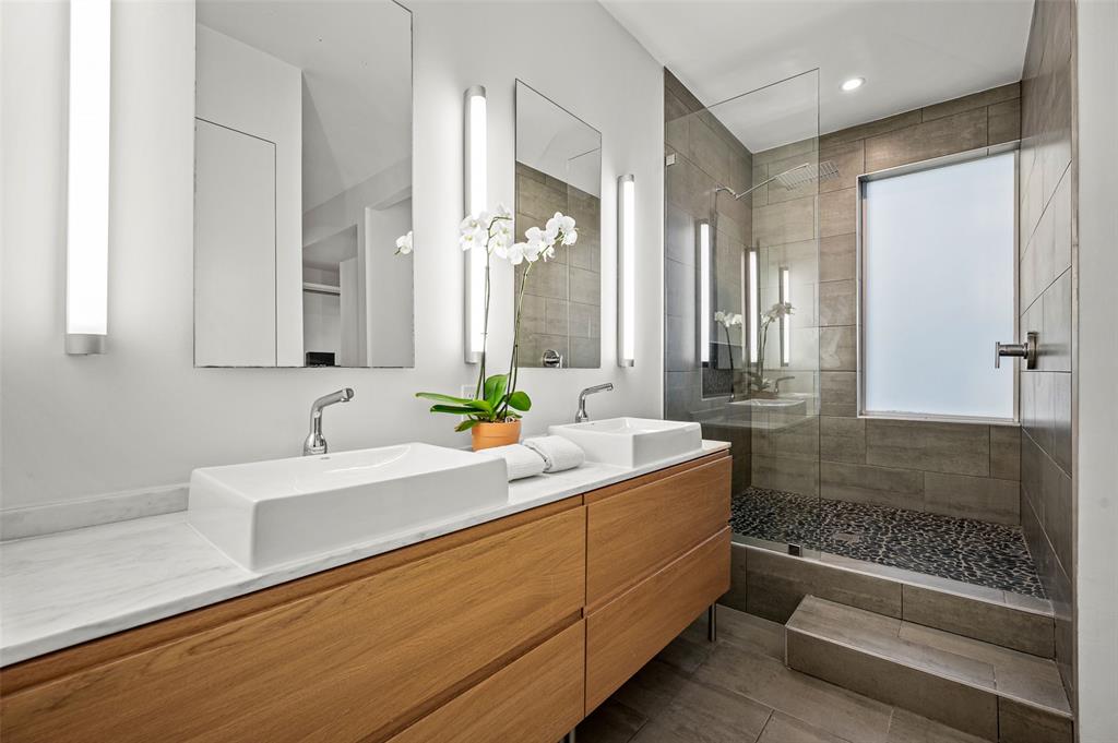 Robertson & Harris - Residential