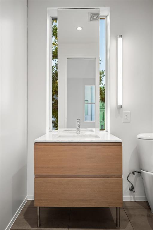 Robertson & Harris - Residential