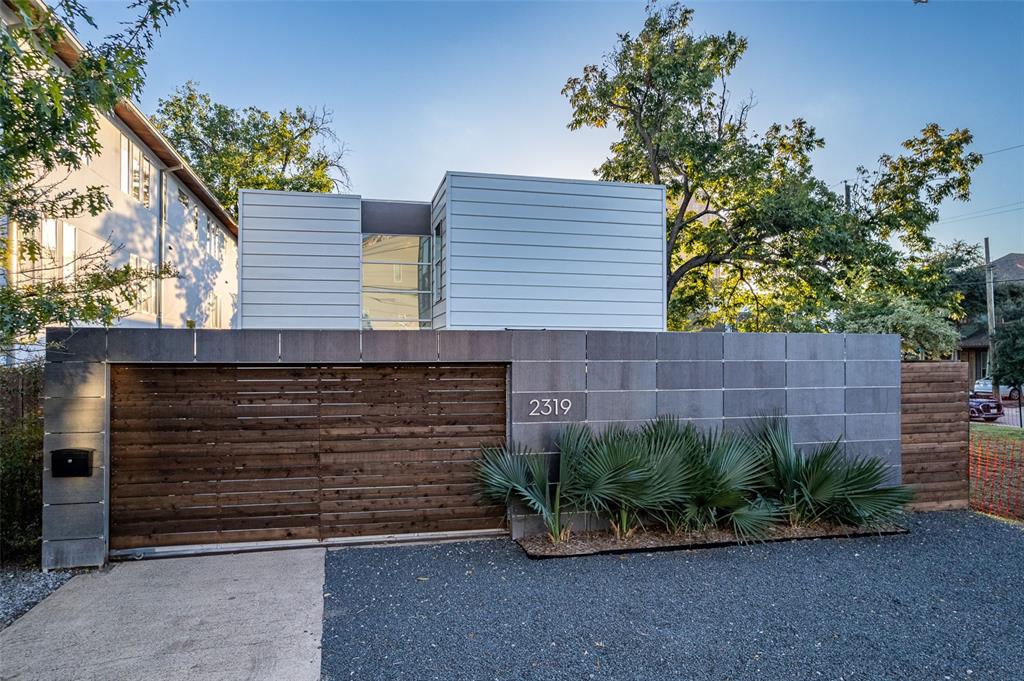Robertson & Harris - Residential