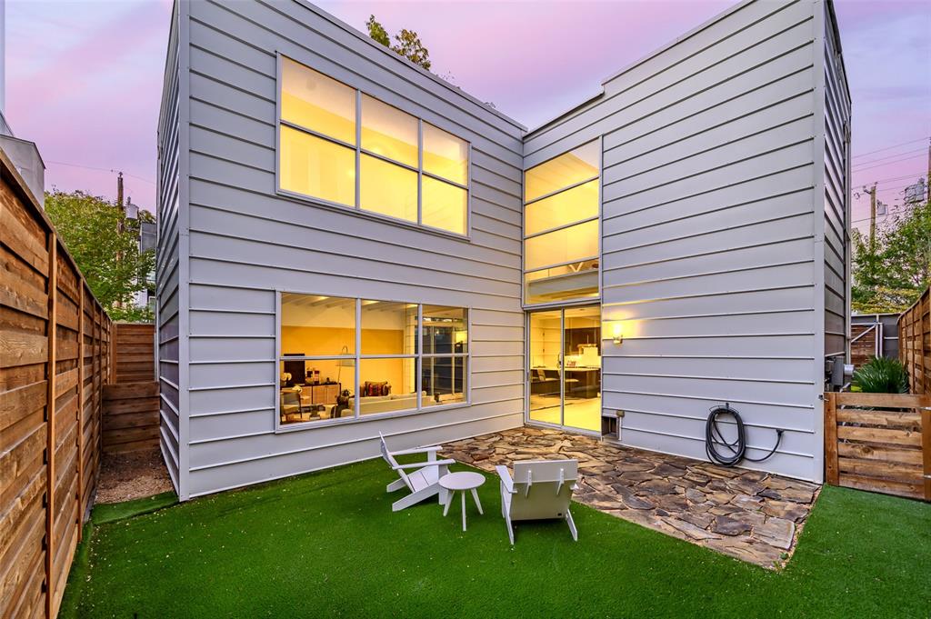Robertson & Harris - Residential