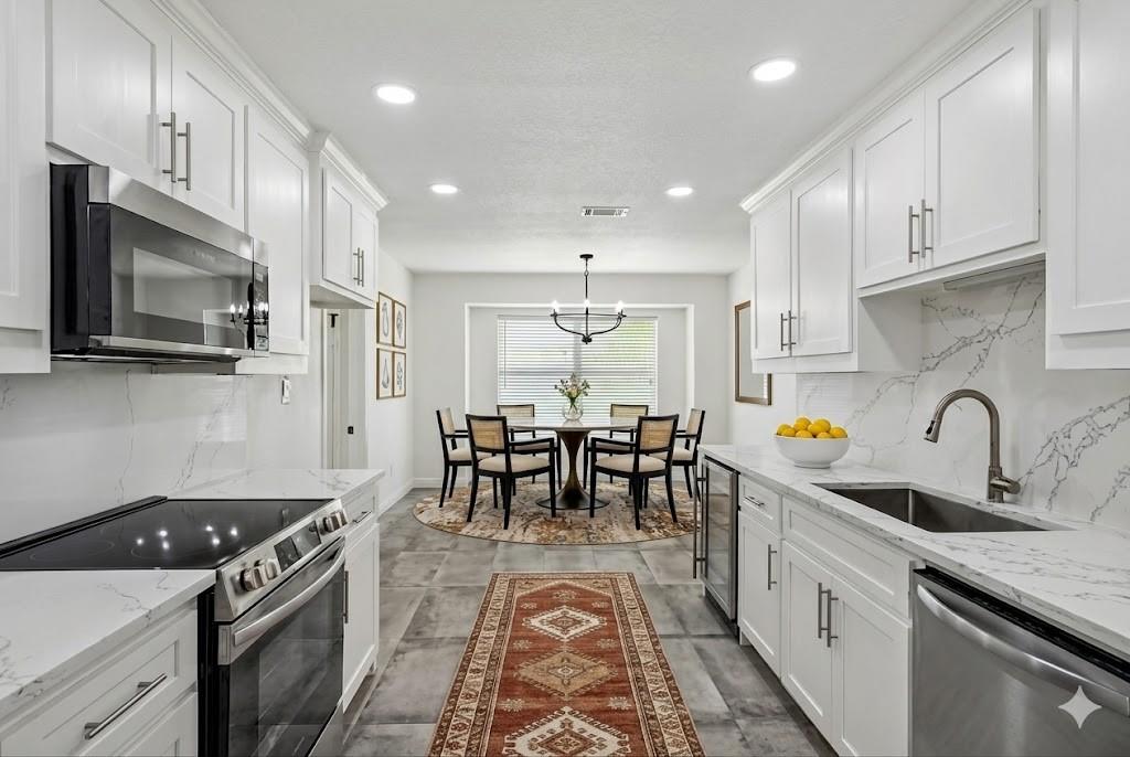 Ridglea Country Club Estates - Residential