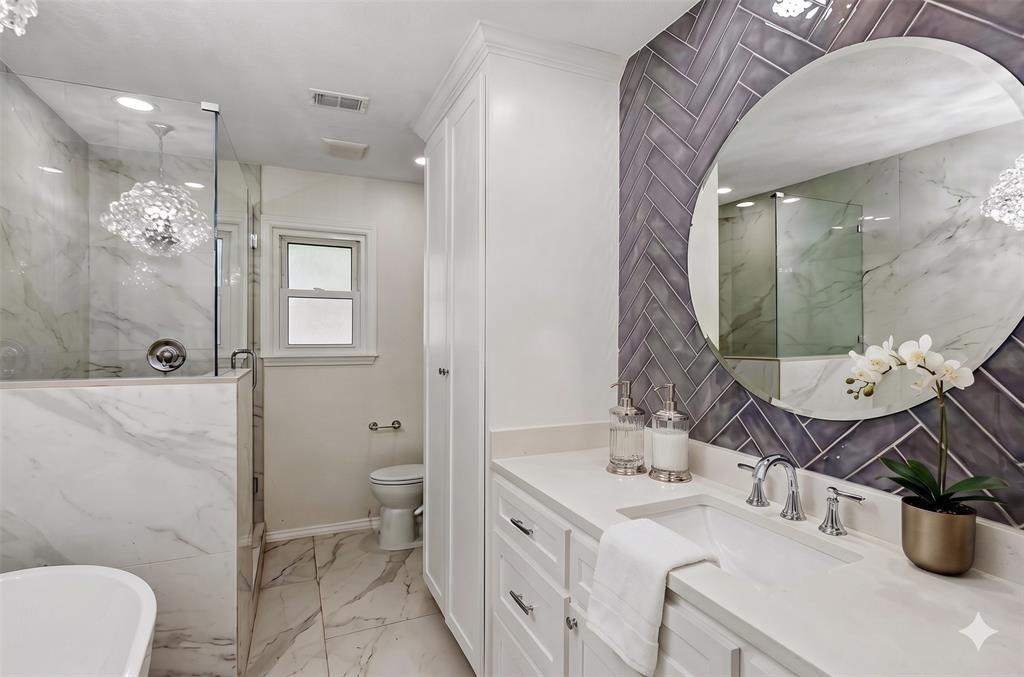 Ridglea Country Club Estates - Residential