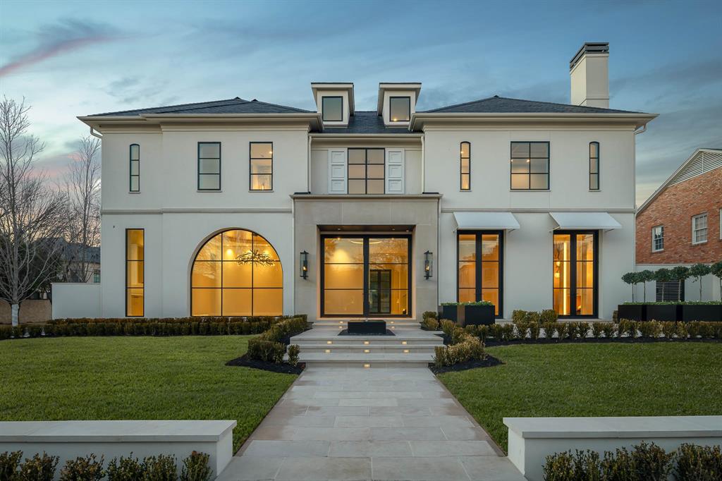 Modern elegance, organic design & seamless living come alive in this new meticulously-crafted jewel by Ventura Custom Homes. On large lush corner lot in coveted Highland Park, blissful environs afford serenity w beautiful outdoor spaces for lounging-entertaining, sparkling pool w water feature & cozy firepit. Walls of windows & huge sliding glass doors blur the lines between inside & out & bathe the home in sunlight. An expansive open floorplan affords a gracious flow & unfettered sightlines of luxurious finishes at every turn. The 5 bed 5.3 bath oasis boasts such desirable amenities as an elevator, media rm, temp-controlled wine wall, rear patio w heaters & speakers, 3-car garage, water filtration & much more!
