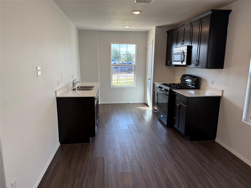 TRINITY CROSSING # 1, - Residential