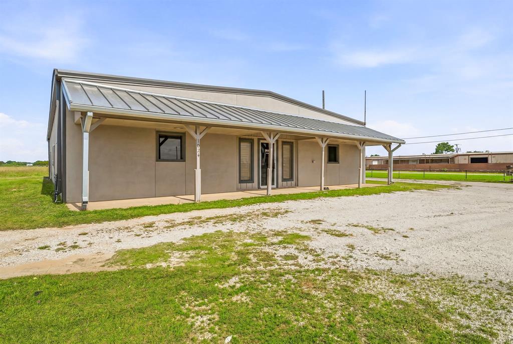 B R Add - Commercial Sale