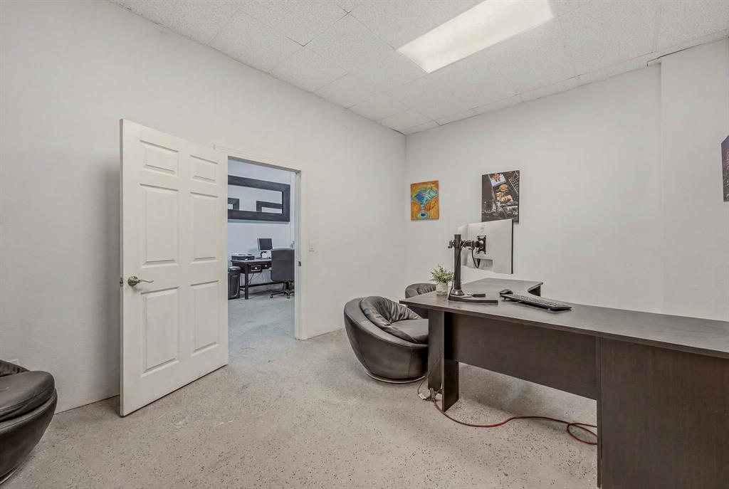 B R Add - Commercial Sale